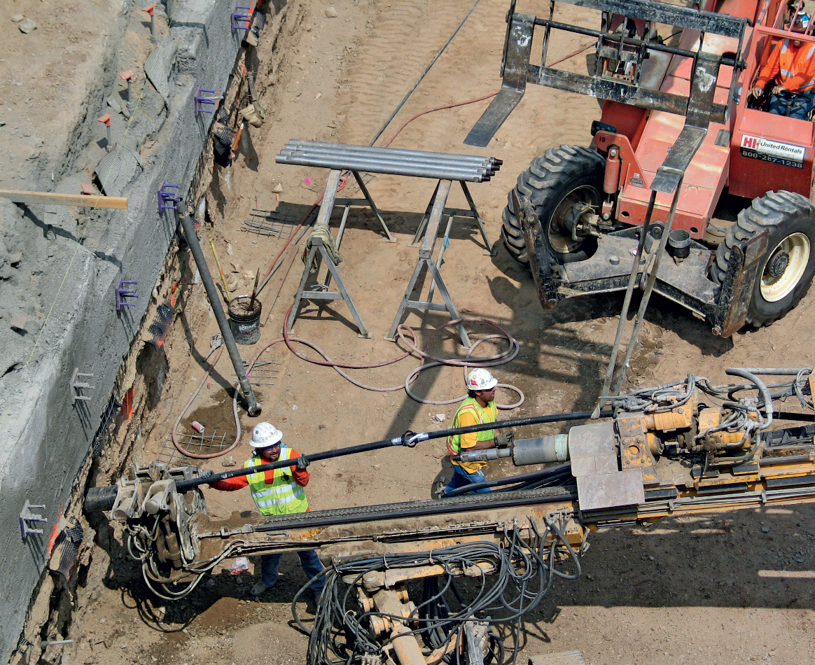 San-manuel-DSI_16_page-96-97_high-end-4